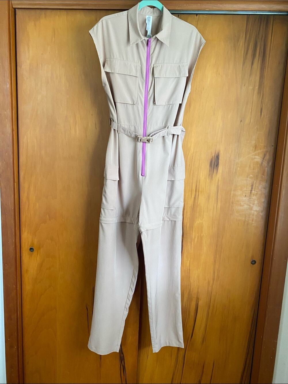 Fabletics Neutral Tan Utility Convertible Jumpsuit Shorts Purple Belt Cargo Belt